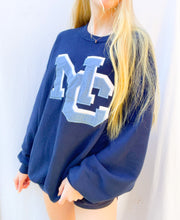 Load image into Gallery viewer, (L/XL) North Carolina Sweatshirt