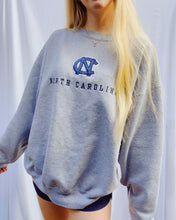 Load image into Gallery viewer, (L/M) North Carolina Sweatshirt