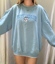 Load image into Gallery viewer, (L) UNC Sweatshirt