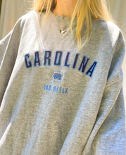 Load image into Gallery viewer, (XL/XXL) Carolina Nike Sweatshirt