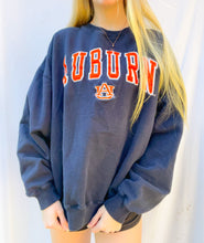 Load image into Gallery viewer, (M) Auburn Sweatshirt