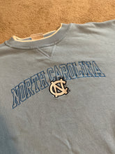 Load image into Gallery viewer, (L) UNC Sweatshirt