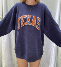 Load image into Gallery viewer, (M/L) Vintage Texas Sweatshirt