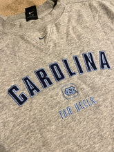 Load image into Gallery viewer, (XL/XXL) Carolina Nike Sweatshirt