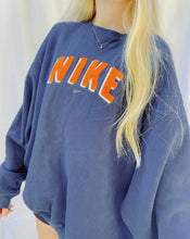 Load image into Gallery viewer, (XL) Nike Sweatshirt