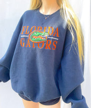 Load image into Gallery viewer, (M/L) Florida Gators Sweatshirt