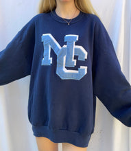 Load image into Gallery viewer, (L/XL) North Carolina Sweatshirt