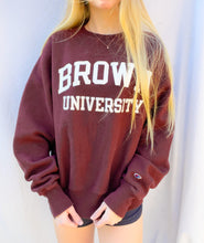 Load image into Gallery viewer, (S) Brown University Champion Reverse Weave Sweatshirt