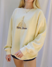 Load image into Gallery viewer, (M) Notre Dame Sweatshirt