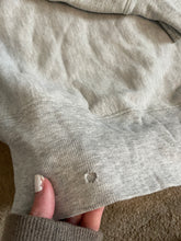 Load image into Gallery viewer, (XXL) Vintage Champion Michigan Sweatshirt