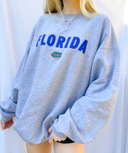 Load image into Gallery viewer, (XL) Florida Nike Sweatshirt