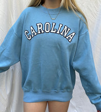 Load image into Gallery viewer, (M) Carolina Sweatshirt
