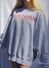 Load image into Gallery viewer, (M) South Carolina Nike Sweatshirt
