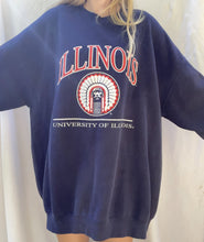 Load image into Gallery viewer, (XL) Illinois Sweatshirt
