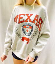 Load image into Gallery viewer, (S/M) Texas Vintage Sweatshirt
