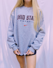 Load image into Gallery viewer, (L) Vintage Nike Ohio State Sweatshirt
