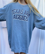 Load image into Gallery viewer, (XL) Texas A&amp;M Comfort Colors Sweatshirt
