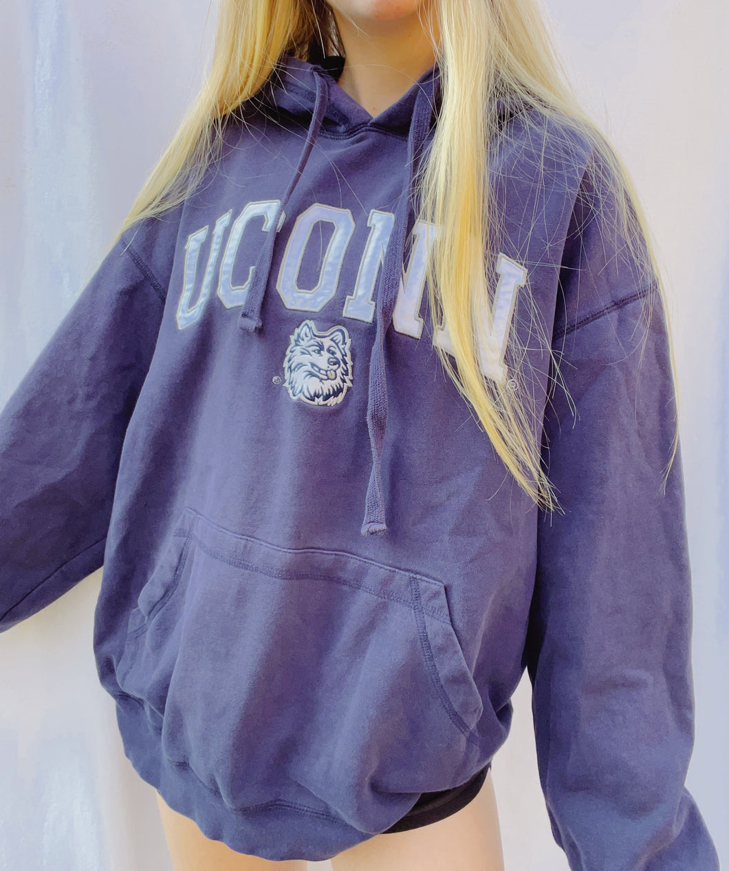 (M) UConn Hoodie (see flaws!!)