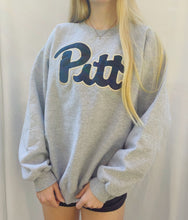 Load image into Gallery viewer, (M) Pitt Sweatshirt
