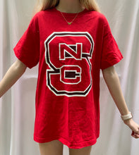 Load image into Gallery viewer, (M) NC State Shirt
