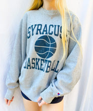 Load image into Gallery viewer, (M) Syracuse Basketball Champion Reverse Weave Sweatshirt
