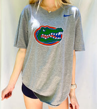 Load image into Gallery viewer, (M/L) Florida Nike Tee
