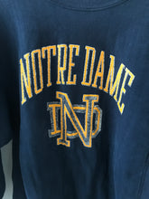 Load image into Gallery viewer, (M) Vintage Notre Dame Champion Sweatshirt
