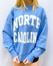 Load image into Gallery viewer, (S/M) North Carolina Champion Reverse Weave Sweatshirt
