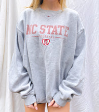 Load image into Gallery viewer, (L) NC State Nike Sweatshirt
