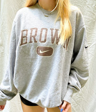 Load image into Gallery viewer, (M) Brown Nike Sweatshirt
