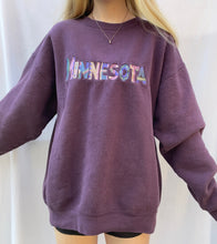 Load image into Gallery viewer, (M) Minnesota Sweatshirt
