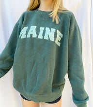 Load image into Gallery viewer, (M) Comfort Colors Maine Sweatshirt
