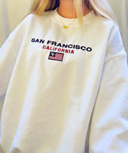 Load image into Gallery viewer, (M) San Francisco Sweatshirt
