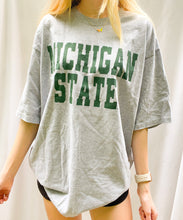 Load image into Gallery viewer, (XL) Michigan State Shirt
