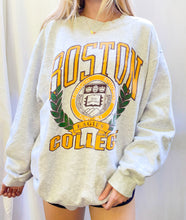 Load image into Gallery viewer, (L) Boston College Sweatshirt
