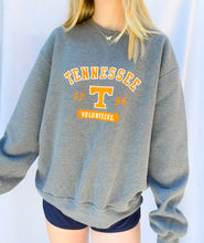 Load image into Gallery viewer, (M) Tennessee Sweatshirt
