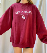 Load image into Gallery viewer, (M) Oklahoma Sweatshirt
