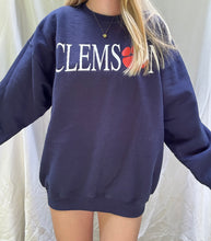 Load image into Gallery viewer, (L) Clemson Champion Sweatshirt
