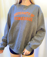 Load image into Gallery viewer, (M) Tennessee Sweatshirt
