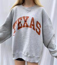 Load image into Gallery viewer, (M/L) Texas Sweatshirt
