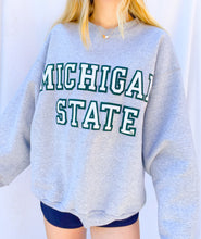 Load image into Gallery viewer, (M/L) Michigan State Sweatshirt
