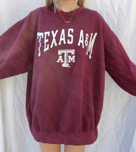 Load image into Gallery viewer, (XXL) Texas A&amp;M Sweatshirt
