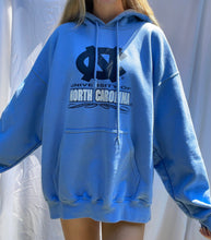 Load image into Gallery viewer, (L) UNC Hoodie
