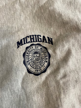 Load image into Gallery viewer, (XXL) Vintage Champion Michigan Sweatshirt
