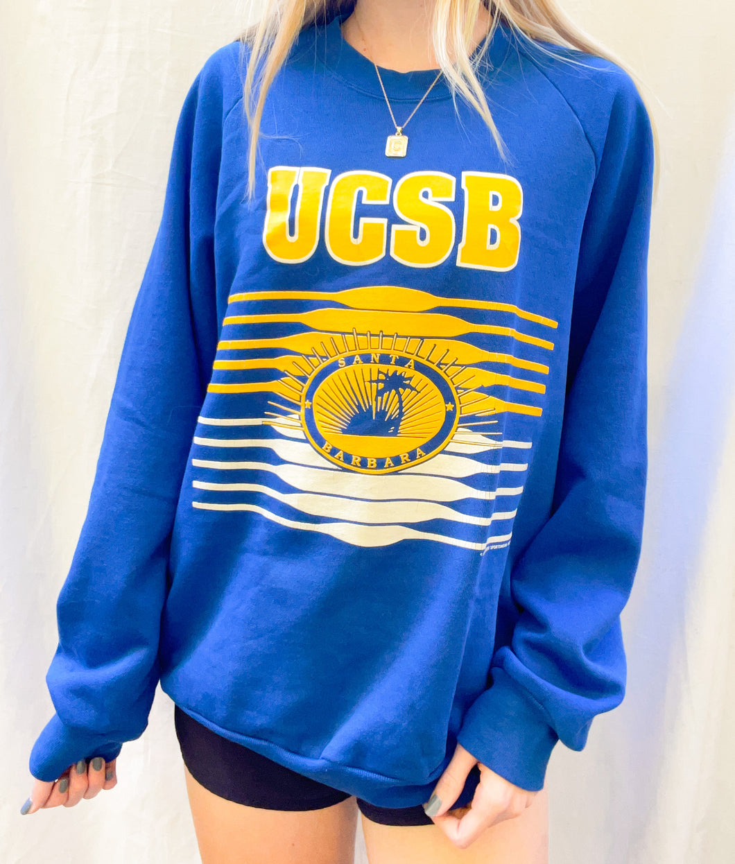 M Vintage UCSB Sweatshirt Happyy.thrifts