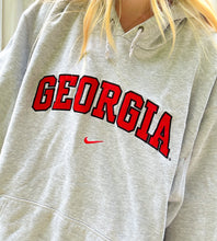 Load image into Gallery viewer, (XXL) Georgia Nike Hoodie
