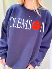 Load image into Gallery viewer, (L) Clemson Champion Sweatshirt
