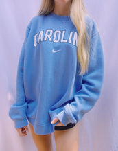 Load image into Gallery viewer, (L) Carolina Nike Sweatshirt
