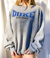 Load image into Gallery viewer, (M) Duke Sweatshirt
