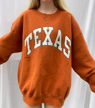 Load image into Gallery viewer, (L) Texas Sweatshirt
